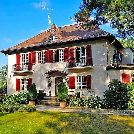 Waldhaus Hotel 3*