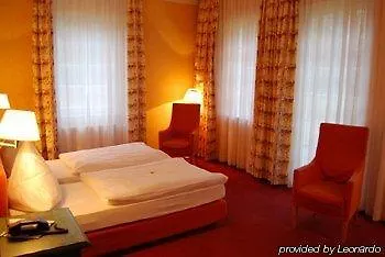 Waldhaus Szálloda 3*